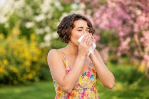 Rinitis alérgica estacional: cómo la exuberante flora de Morelos afecta tu respiración